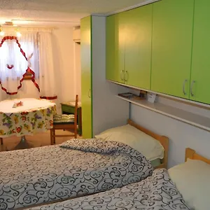 Studio Pod Lipom Roč