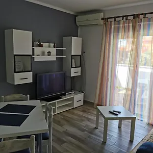 https://apartment-martina-rab.primorje-gorskikotar.com