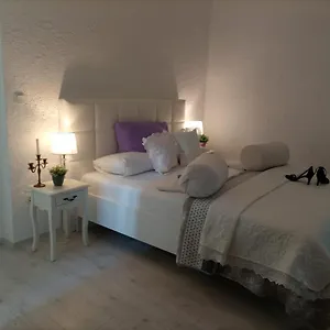 Jozefina Apartment