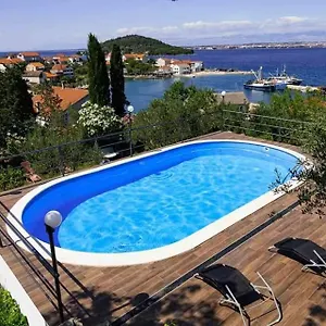 https://apartments-franov.hotelinzadar.com