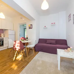 Lavander Apartman Sukošan