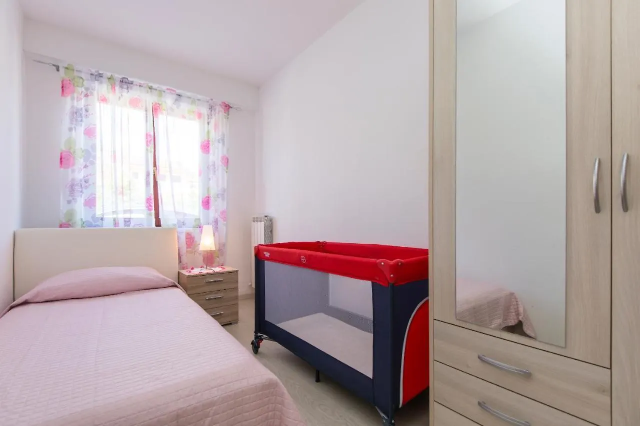 Apartmani Xenia & Desiderio location